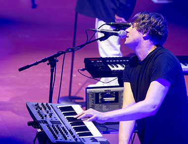 Alphaville Late Year Benefiz 2025